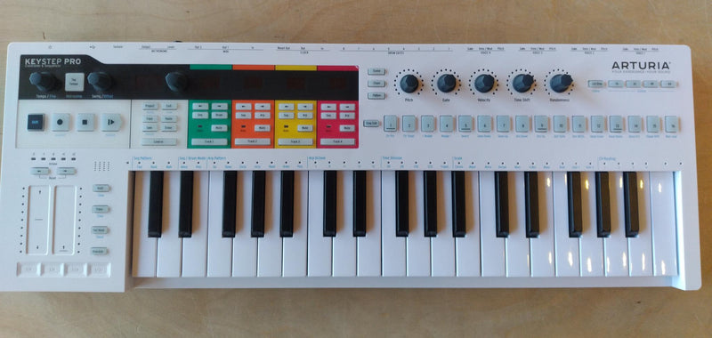 Arturia Keystep Pro White
