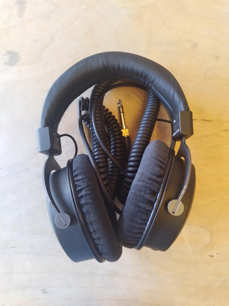 BEYERDYNAMIC DT 1990 PRO