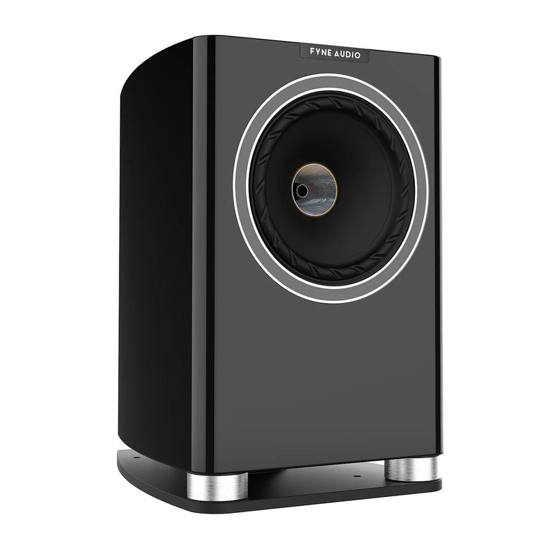 Fyne Audio F700 Walnut Speaker